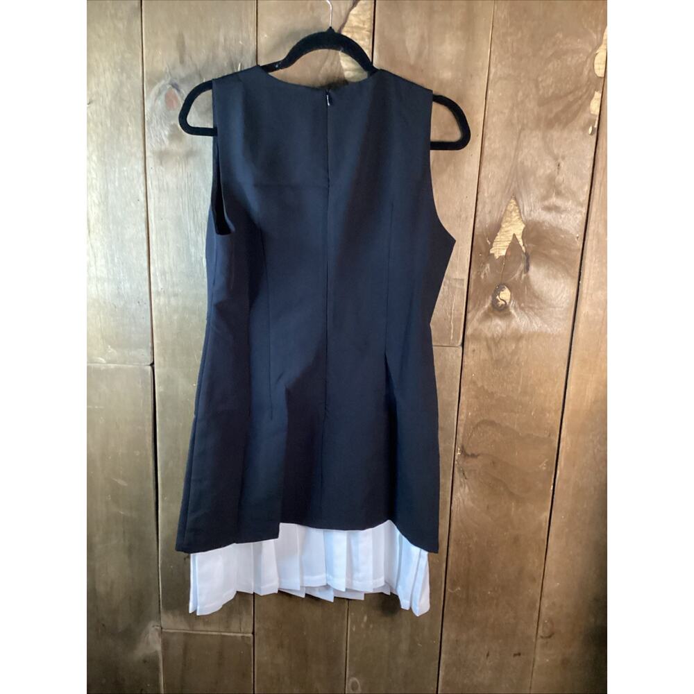 Commense Black and White Midi Dress - Picture 3 of 5